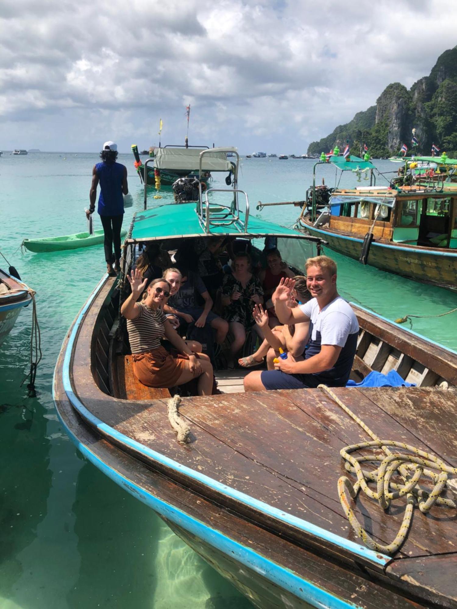 Sweed Dee Hostel Phi Phi Islands Esterno foto