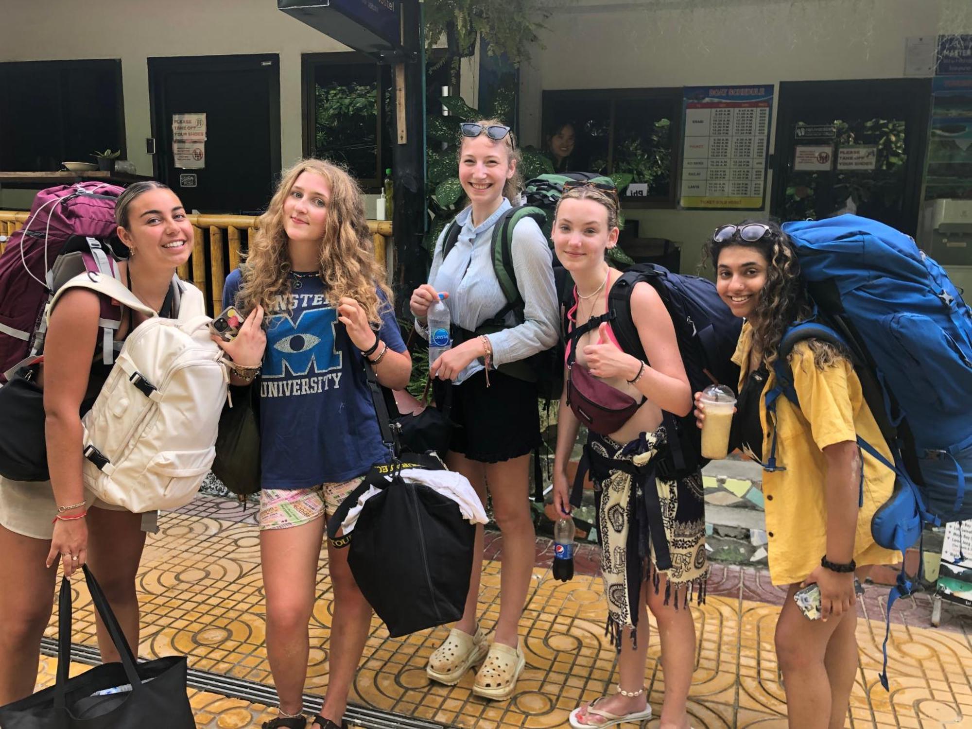 Sweed Dee Hostel Phi Phi Islands Esterno foto