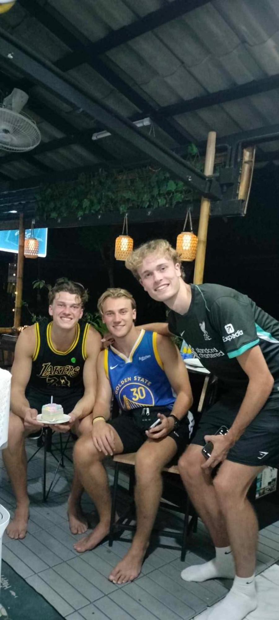 Sweed Dee Hostel Phi Phi Islands Esterno foto